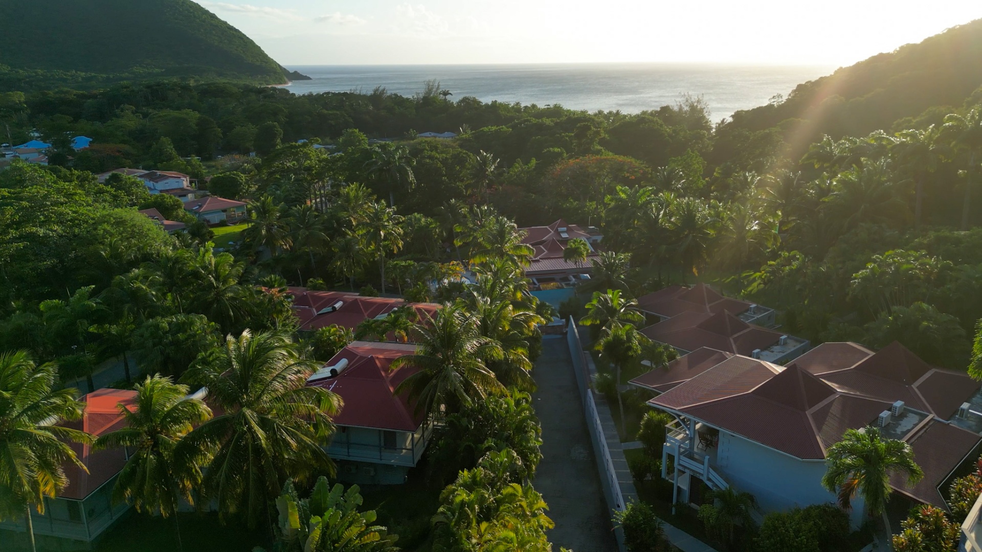 Plage de l'Habitation Grande Anse au coucher du soleil